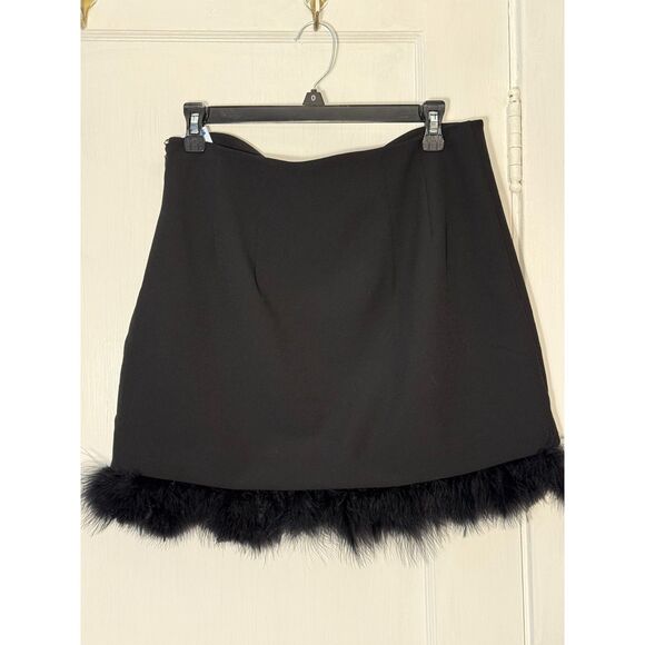 Express High Waisted Black Mini Skirt with Removable Feather Trim Hem - Picture 3 of 6